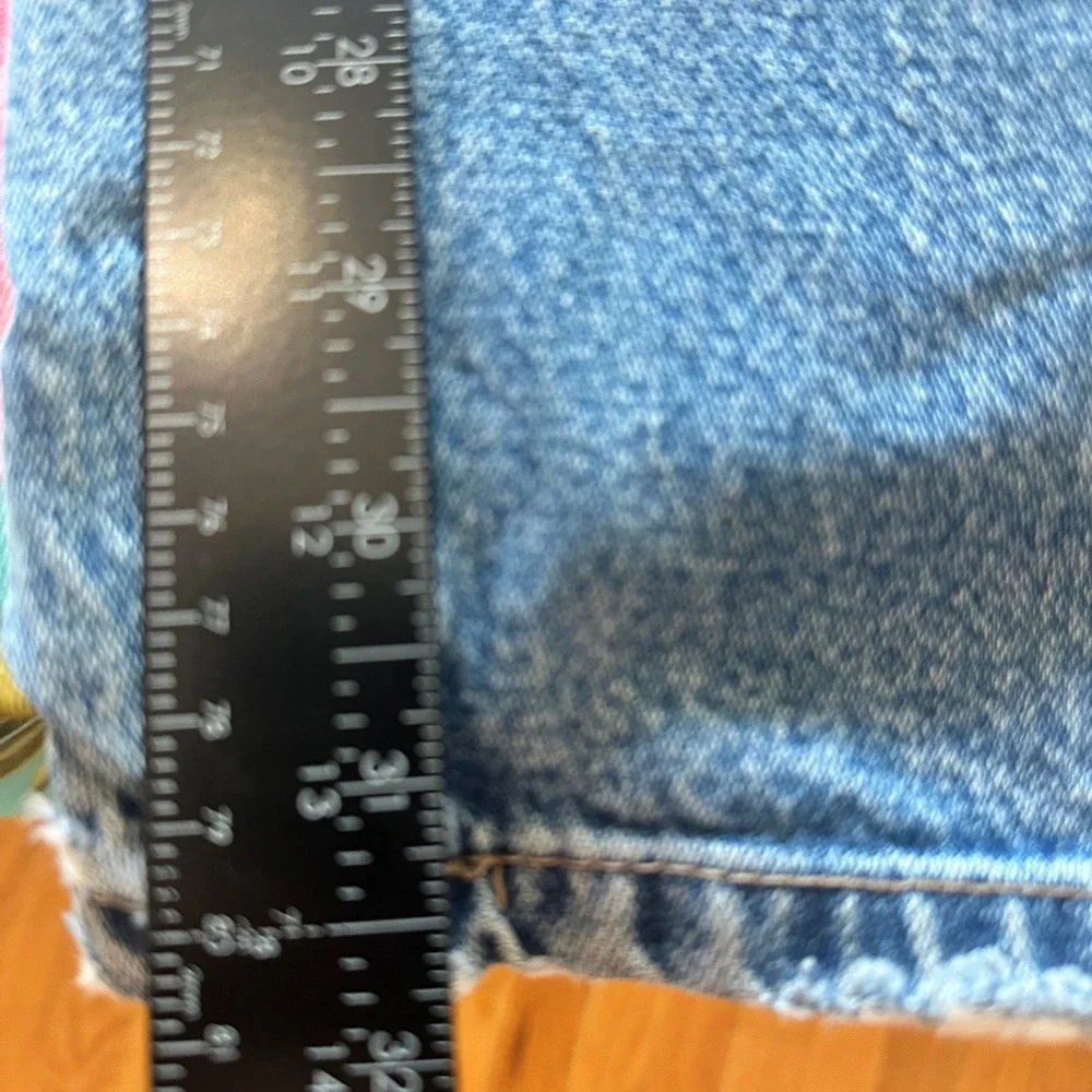 VTG Faded Glory Relaxed Fit Jeans Mens 36x29 Blue Light Wash Distressed Y2K
